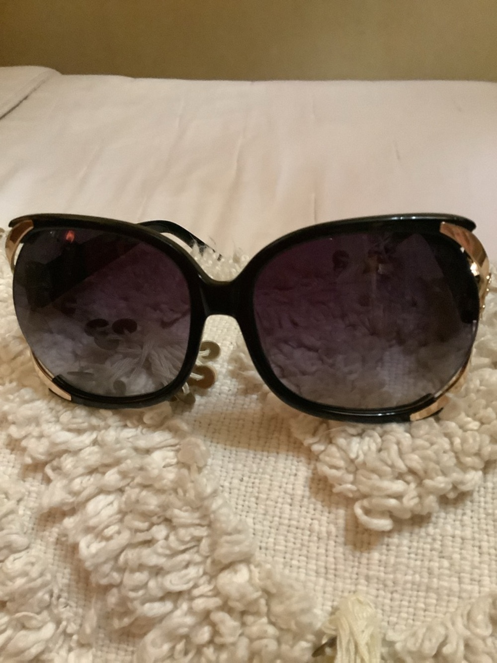 CHANEL Black and Gold Decorative Butterfly Sunglasses - Picture 2 of 6